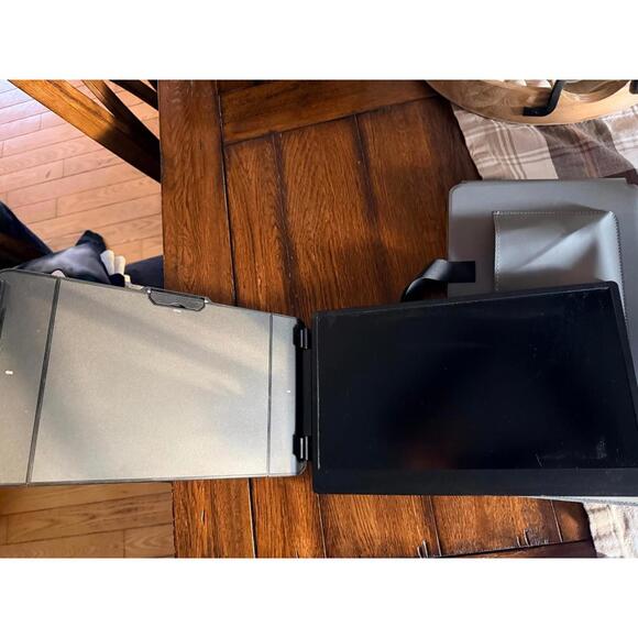 Laptop Screen Extender - Picture 2 of 4